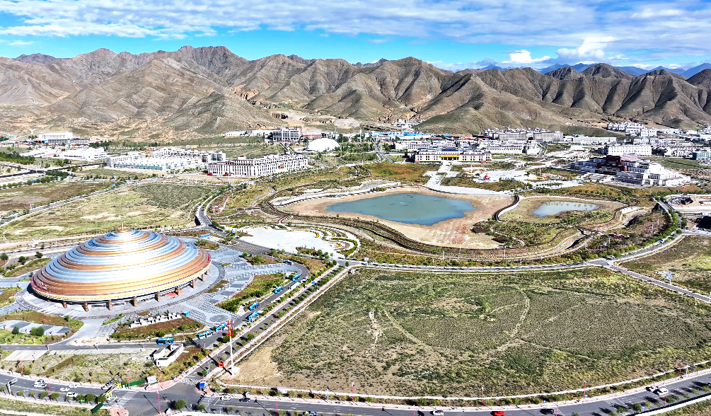 圖2 中國西藏珠峰文化旅游創(chuàng)意產業(yè)園區(qū)基礎設施建設項目.png